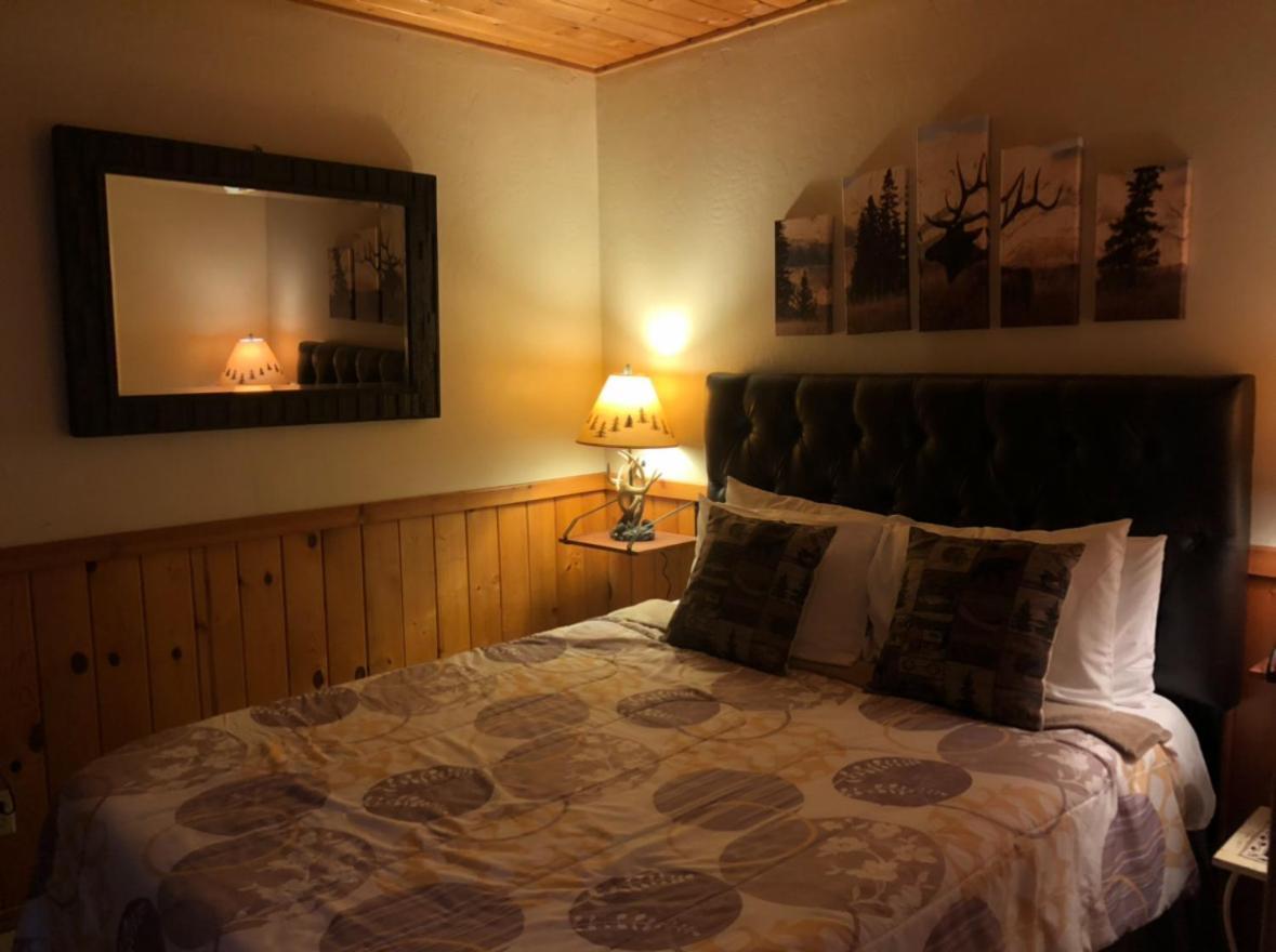 Sequoia River Front Cabins Three Rivers Luaran gambar