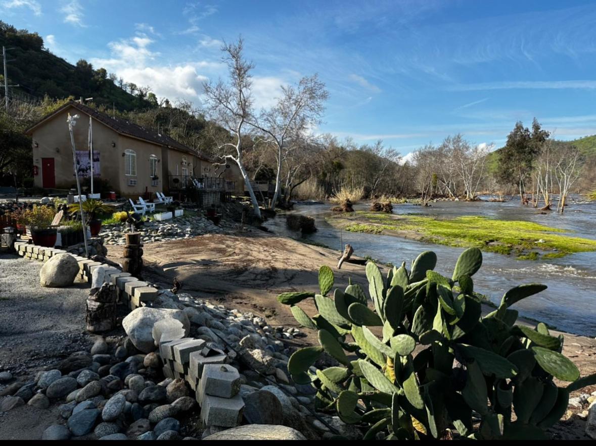 Sequoia River Front Cabins Three Rivers Luaran gambar
