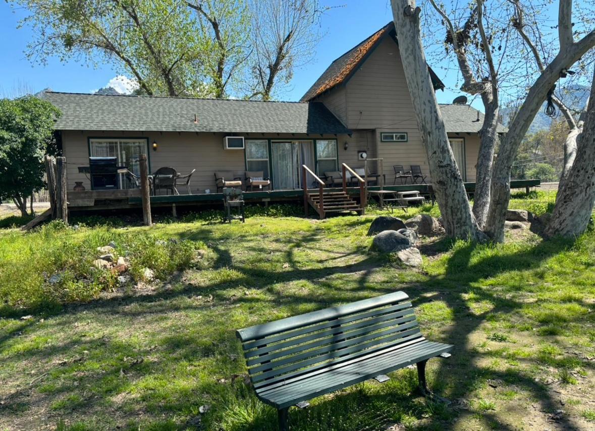 Sequoia River Front Cabins Three Rivers Luaran gambar